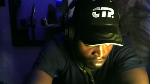 brayan1111x online show from March 25, 2026, 4:46 pm