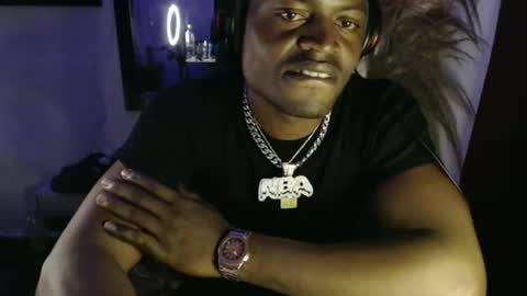 brayan1111x online show from April 15, 2026, 2:57 pm