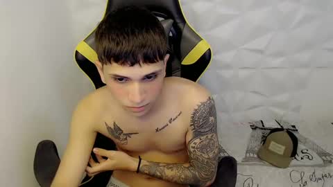 Snapshot of brayan_lopezz chatting on January 25, 2025, 6:57 pm BRAYAN online show from January 25, 2025, 6:57 pm