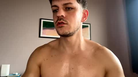 braziliangoodboy online show from August 1, 2026, 7:57 pm