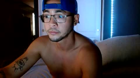 Breadcrumbsss online show from November 2, 2025, 2:14 am