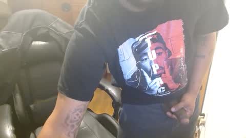 Snapshot of breadw1nnah chatting on January 6, 2025, 6:03 am Breadw1nnah online show from January 6, 2025, 6:03 am