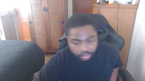 Snapshot of breadw1nnah chatting on January 11, 2025, 7:59 pm Breadw1nnah online show from January 11, 2025, 7:59 pm