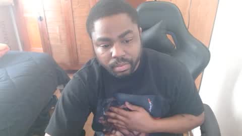 Snapshot of breadw1nnah chatting on January 17, 2025, 8:55 pm Breadw1nnah online show from January 17, 2025, 8:55 pm