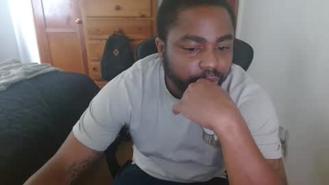 Snapshot of breadw1nnah chatting on October 22, 2025, 8:19 pm Breadw1nnah online show from October 22, 2025, 8:19 pm