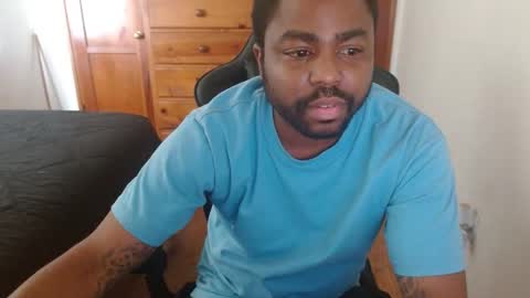 Snapshot of breadw1nnah chatting on November 9, 2025, 9:02 pm Breadw1nnah online show from November 9, 2025, 9:02 pm