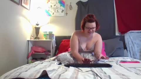 Bree5566 online show from January 28, 2025, 9:19 pm