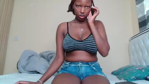 bree_beauty online show from April 15, 2026, 8:32 am