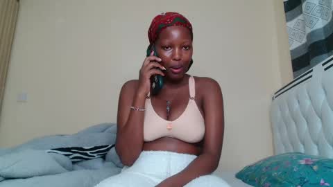 bree_beauty online show from April 27, 2026, 7:45 pm