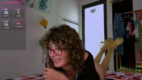 Snapshot of breeedecaux chatting on November 3, 2025, 3:08 am Matilda online show from November 3, 2025, 3:08 am