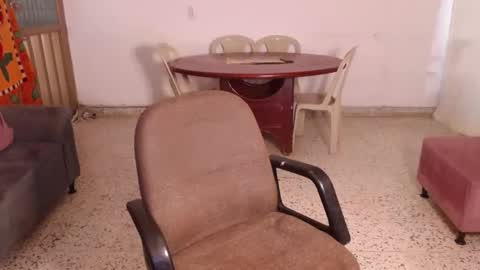 Snapshot of breestaarrs chatting on December 27, 2024, 9:06 am Valentina online show from December 27, 2024, 9:06 am