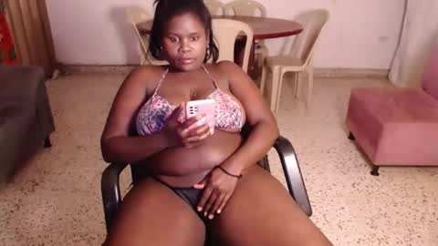 Snapshot of breestaarrs chatting on January 12, 2025, 4:00 am Valentina online show from January 12, 2025, 4:00 am