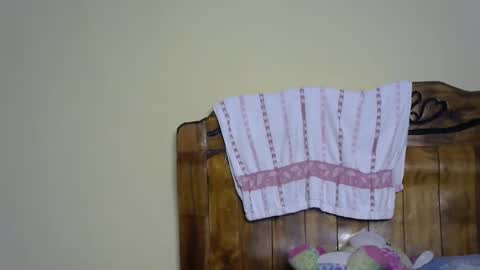 breelia online show from February 4, 2025, 3:33 am