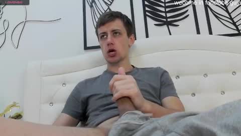 Snapshot of brell_line chatting on February 9, 2025, 7:49 am Brelland online show from February 9, 2025, 7:49 am