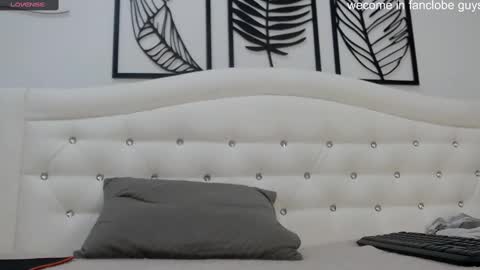 Snapshot of brell_line chatting on February 9, 2025, 10:53 am Brelland online show from February 9, 2025, 10:53 am