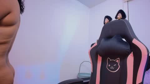 Brendita  online show from February 24, 2025, 11:32 am