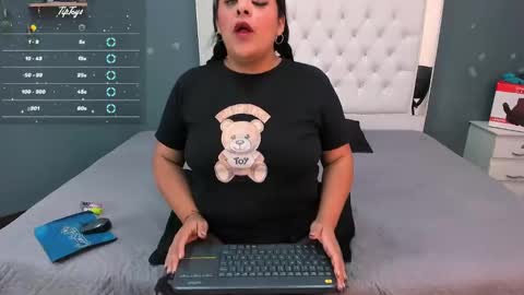 Brenda  online show from November 13, 2025, 11:20 am