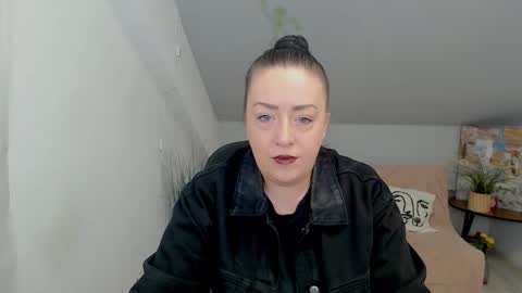 Brenda Skye online show from November 4, 2025, 3:05 am