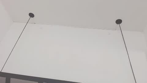 BRENDA VELASQUEZ online show from November 4, 2025, 9:47 pm