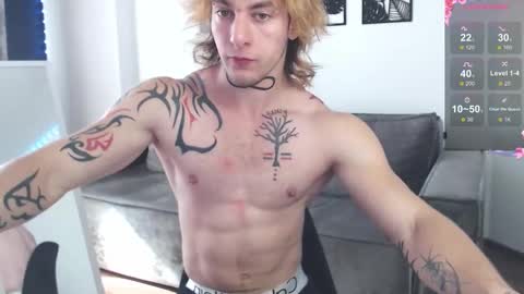 brendan__piks online show from October 17, 2025, 9:12 am