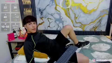 Esteban online show from February 15, 2026, 2:41 am