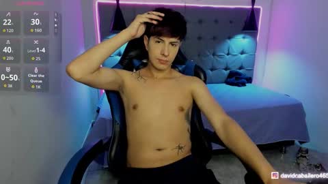 Esteban online show from February 22, 2026, 11:58 pm