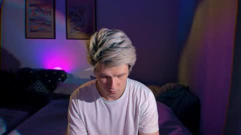 brestonsweet online show from September 22, 2025, 7:49 pm