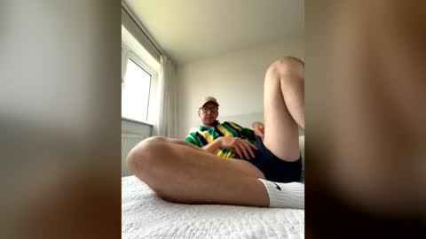brettbigdee online show from June 12, 2026, 10:47 am