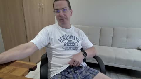 Brett online show from April 12, 2026, 9:03 am