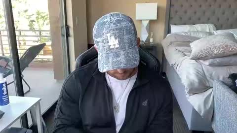 Snapshot of brettmycles chatting on October 27, 2025, 10:47 pm Brett Mycles online show from October 27, 2025, 10:47 pm