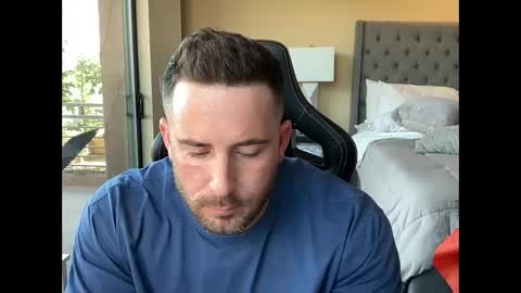 Snapshot of brettmycles chatting on November 25, 2025, 9:59 pm Brett Mycles online show from November 25, 2025, 9:59 pm