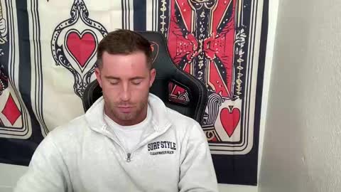 Snapshot of brettmycles chatting on December 2, 2025, 4:24 pm Brett Mycles online show from December 2, 2025, 4:24 pm