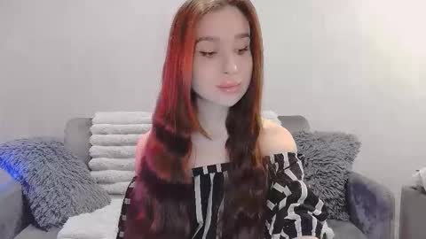 bri_fox online show from March 25, 2026, 8:53 am