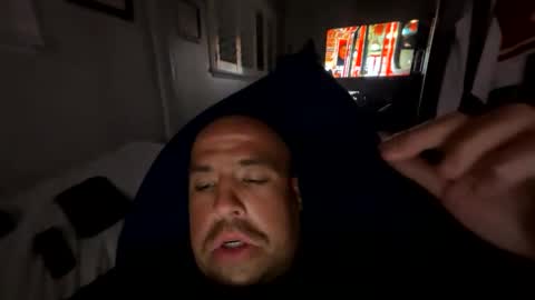 brian3890620 online show from October 26, 2025, 4:18 am