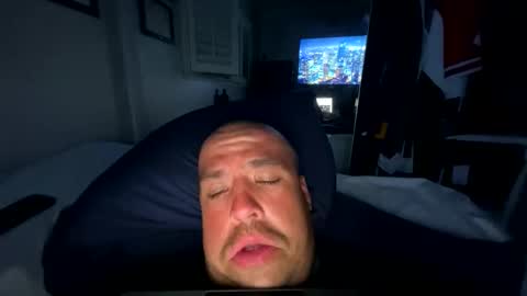 brian3890620 online show from October 27, 2025, 7:12 am