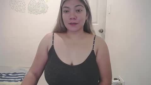 Snapshot of briana_lovexx chatting on February 24, 2026, 12:41 am Briana online show from February 24, 2026, 12:41 am