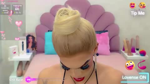 BRIANA online show from September 28, 2025, 7:47 am