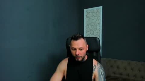 Snapshot of brianhunts chatting on April 26, 2026, 4:32 am Brian online show from April 26, 2026, 4:32 am
