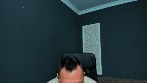 Snapshot of brianhunts chatting on April 27, 2026, 4:21 am Brian online show from April 27, 2026, 4:21 am