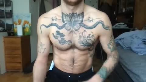 Snapshot of brianmuscle chatting on February 15, 2026, 8:13 am Brian online show from February 15, 2026, 8:13 am