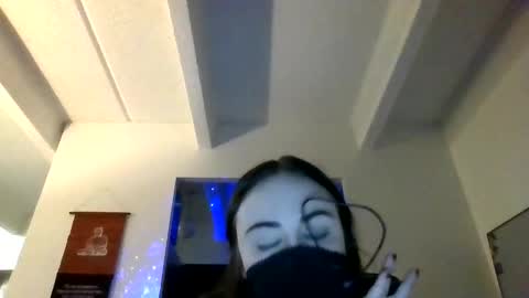 Brianna Bills online show from March 9, 2025, 1:46 am