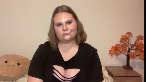 Snapshot of briannakiss21 chatting on November 22, 2025, 10:53 pm Brianna online show from November 22, 2025, 10:53 pm