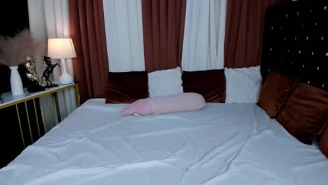 BRIANNA online show from October 26, 2025, 8:09 am