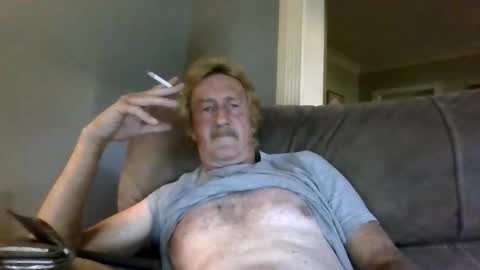 Snapshot of brickmaster2021 chatting on April 25, 2026, 5:10 pm Mike online show from April 25, 2026, 5:10 pm