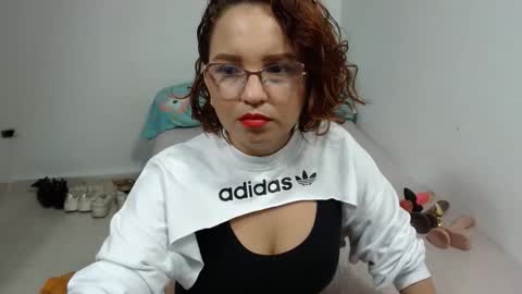 Snapshot of brida_angela29 chatting on December 22, 2025, 12:02 pm brida_angela29 online show from December 22, 2025, 12:02 pm