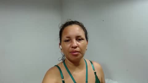 Snapshot of brida_angela29 chatting on March 18, 2026, 12:08 pm brida_angela29 online show from March 18, 2026, 12:08 pm
