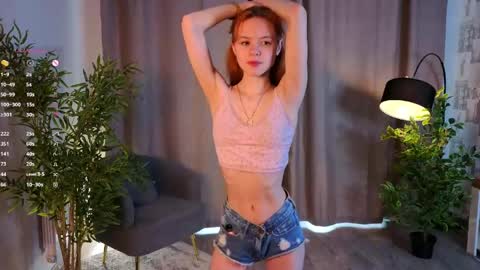 Snapshot of bridgetbottrell chatting on May 19, 2026, 1:56 am Hanna online show from May 19, 2026, 1:56 am