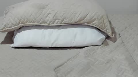    online show from January 9, 2025, 8:55 pm