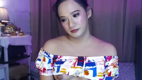 Snapshot of bridgettlovesyou chatting on February 6, 2025, 7:13 am BRIDGETT online show from February 6, 2025, 7:13 am