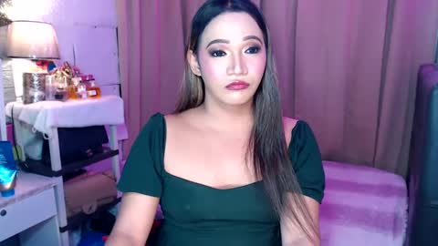 Snapshot of bridgettlovesyou chatting on February 14, 2025, 7:59 am BRIDGETT online show from February 14, 2025, 7:59 am